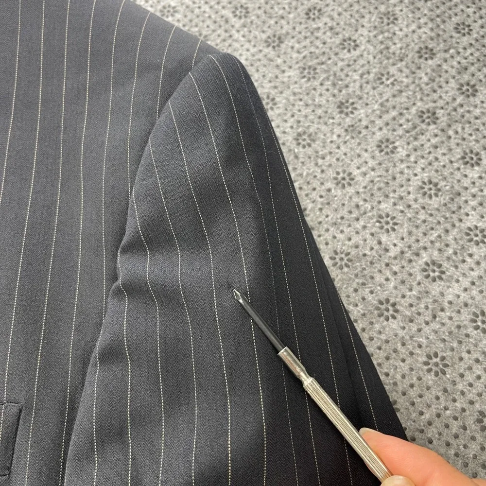 Vintage USA Burberry Bond Street Navy Pinstripe Super 100s Wool Blazers Coat 42R